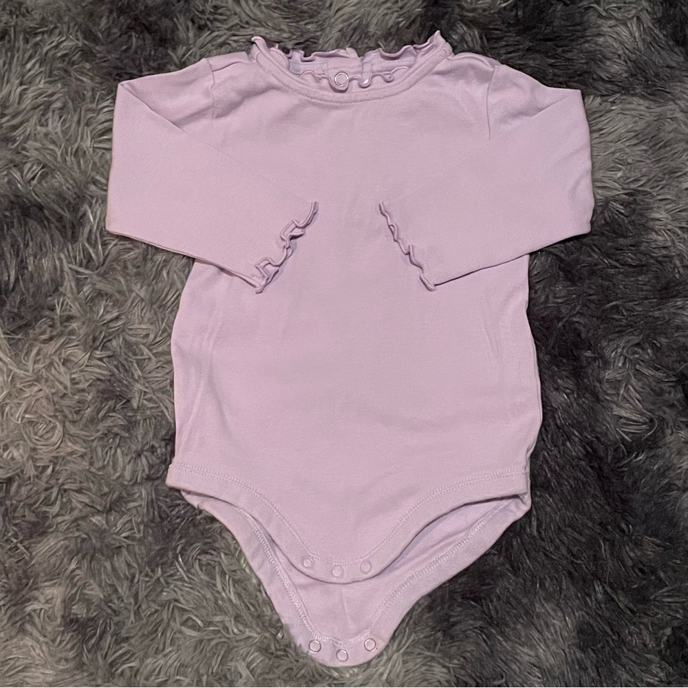 gymboree long sleeve onesie lavender with ruffle edge